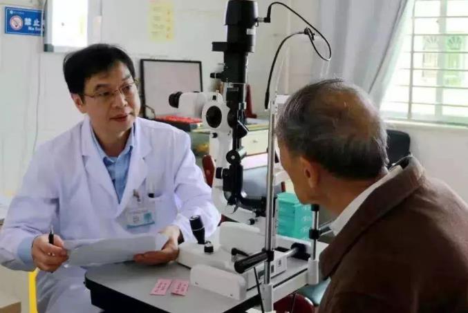 老花眼鏡怎么配更好？