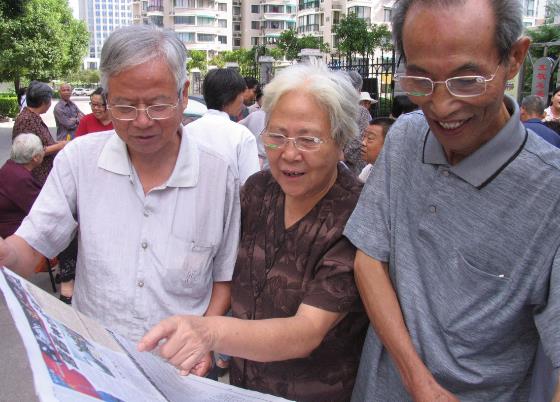 父母們買“地攤兒老花鏡”，能戴嗎！
